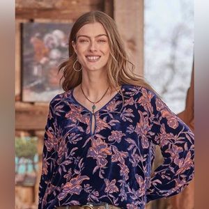 Sundance holiday party New Year’s Eve velvet top